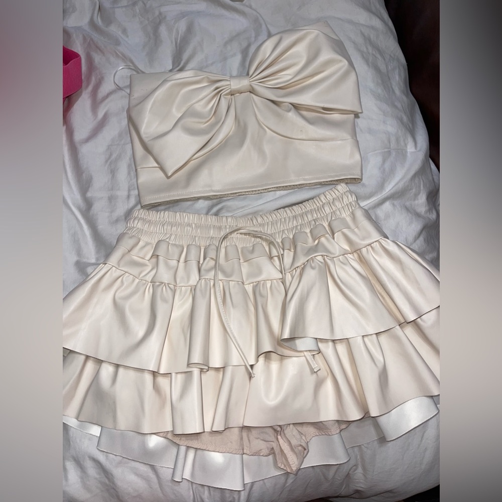 Matching Set (i just have to have it)